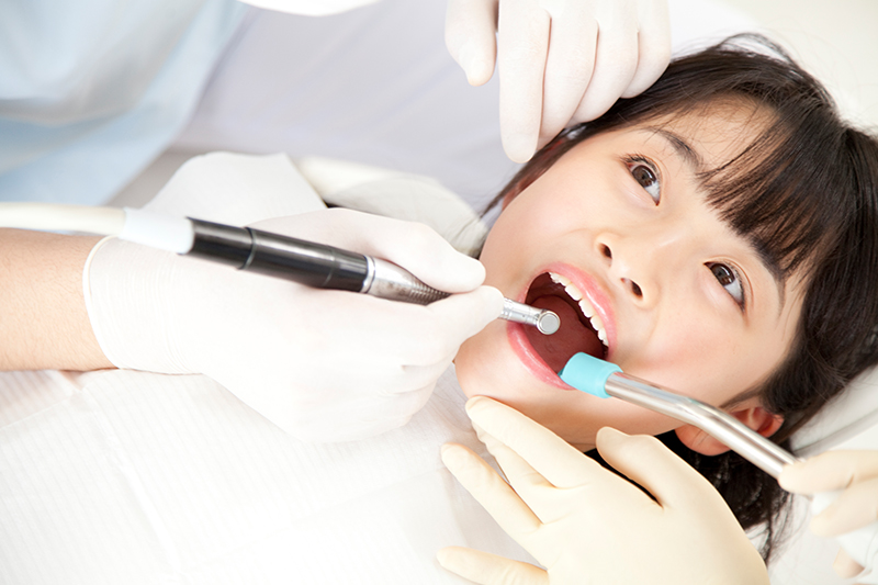 二俣川（横浜市旭区）の歯医者、ニュータウンはぐくみ歯科のママと子どもの予防歯科