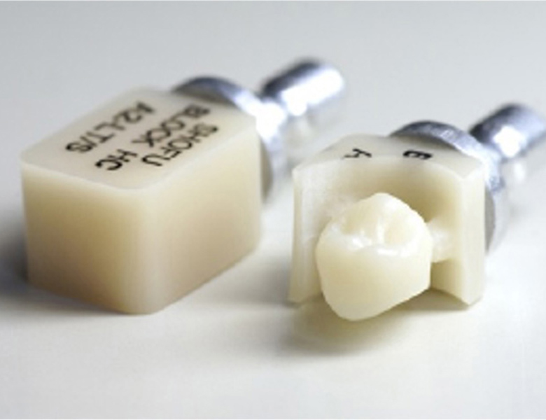 二俣川（横浜市旭区）の歯医者、ニュータウンはぐくみ歯科。保険治療でも白い歯に